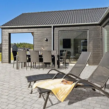 5 Star In Norre Nebel